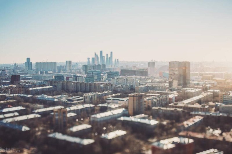 知名网红黑料,_平台言论自由平衡_网络舆论风波