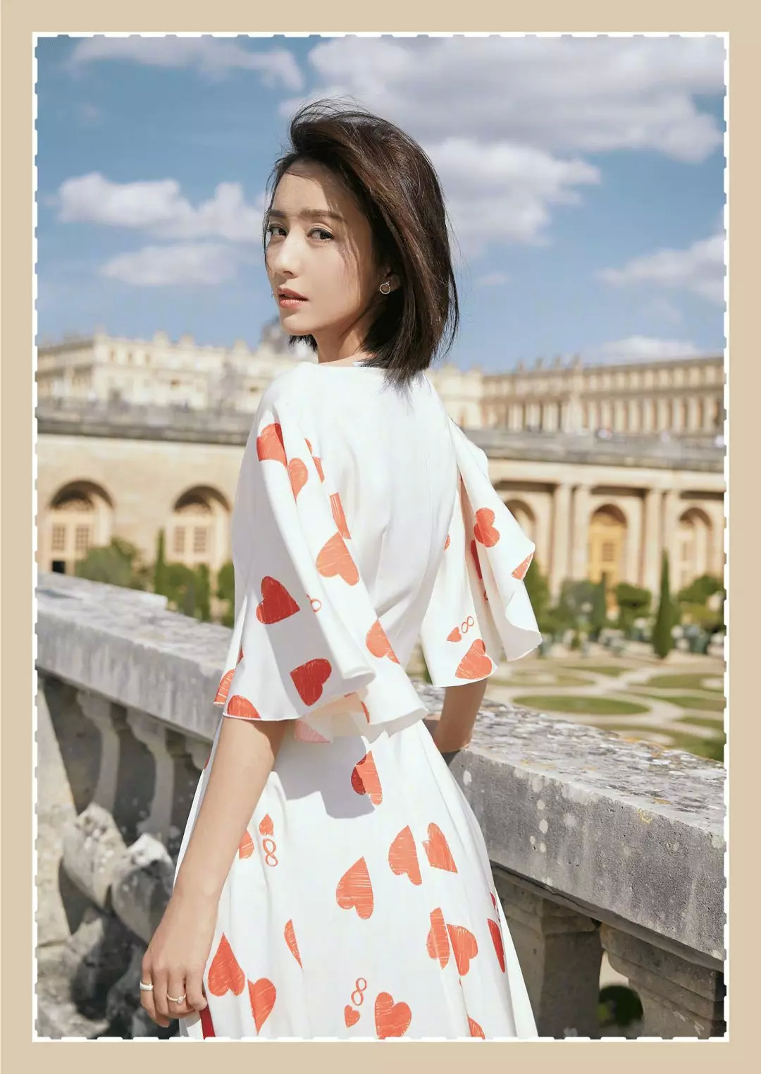 欧阳娜娜短发造型_女明星个性短发图片大全_佟丽娅短发时尚感