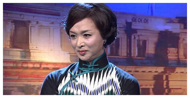 四位备受争议的主持人，第一位娘气十足，她年轻靓丽却黑料不断！