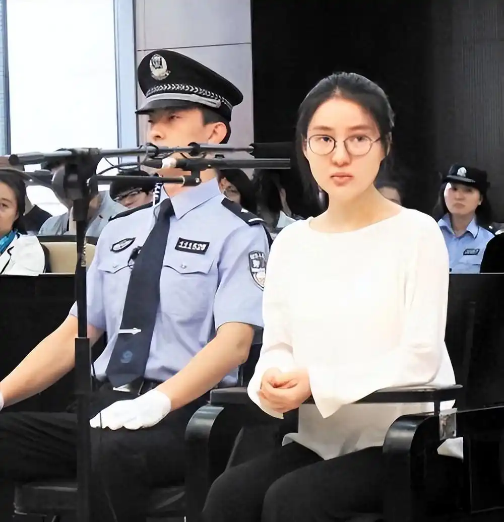 网红偷税漏税处罚_网红的黑料王多鱼,_顶流网红被封禁原因