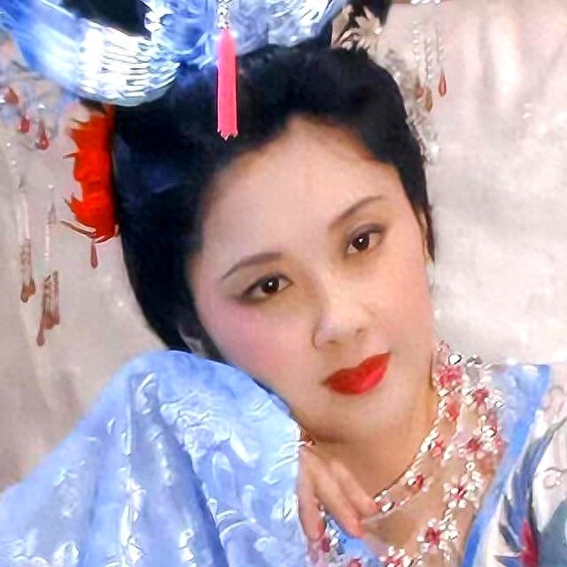 审美拐弯50年_女明星 发型_翻看100位女星名单